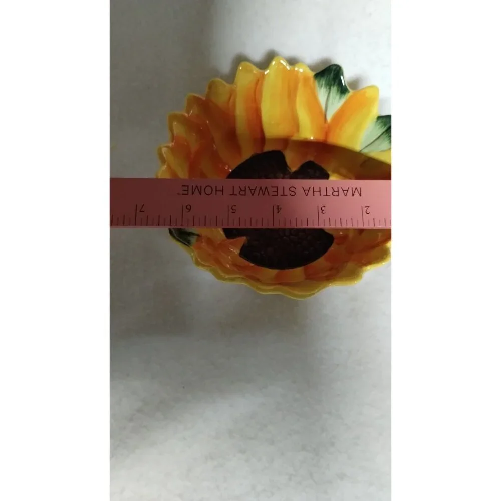 Pier 1 Imports Sunflower Shaped Ceramic‎ Bowls Set Of 2 Yellow & Brown